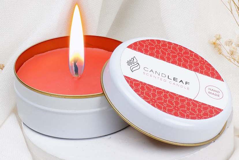 Candleaf Metal Kutulu Çilek Kokulu Mum 73x35 - Beyaz - 2